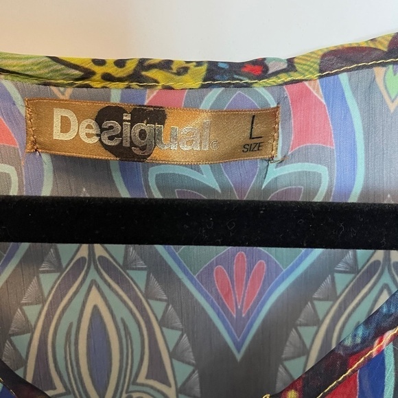 Sheer geo print tunic top - Picture 4 of 6